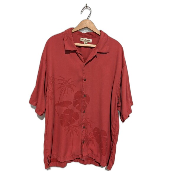 TOMMY BAHAMA Men’s S/S Casual Shirt L LARGE Red Silk Tropical Print - Picture 1 of 3